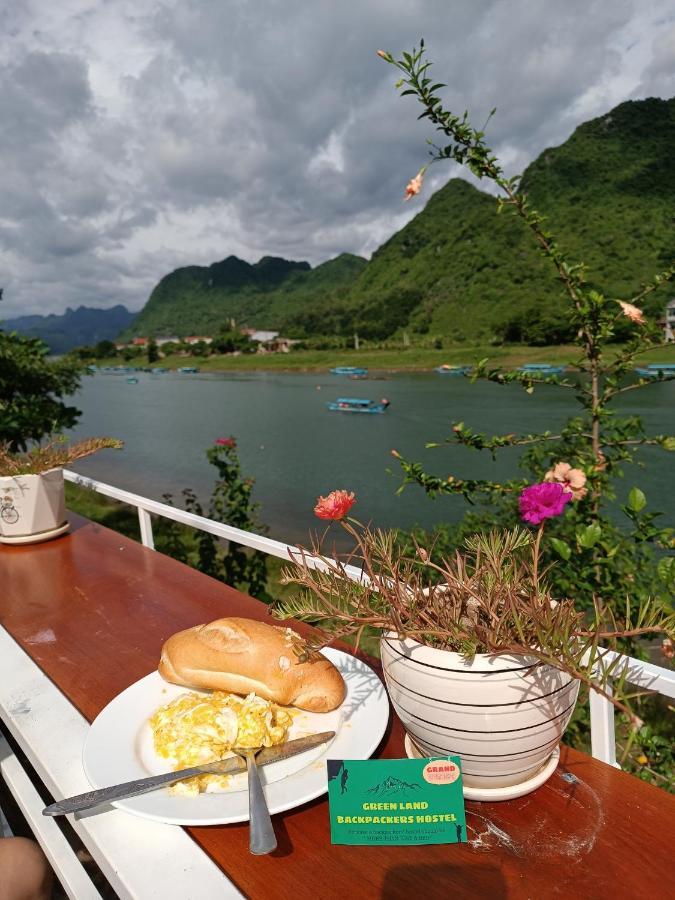 Yolo Pool Bar Villas & Garden Restaurant Phong Nha Exterior photo