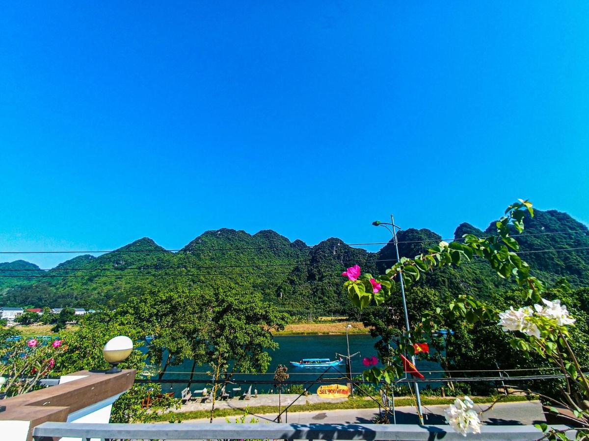 Yolo Pool Bar Villas & Garden Restaurant Phong Nha Exterior photo