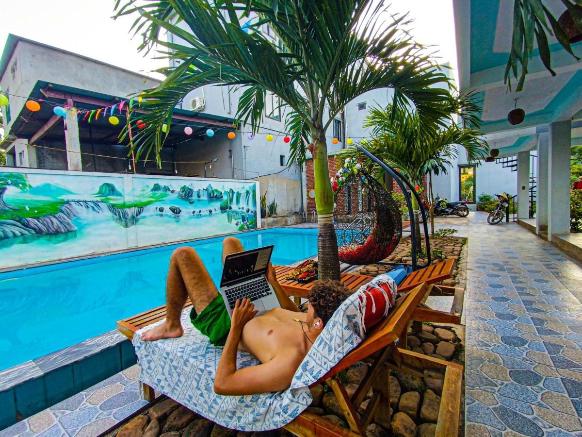 Yolo Pool Bar Villas & Garden Restaurant Phong Nha Exterior photo