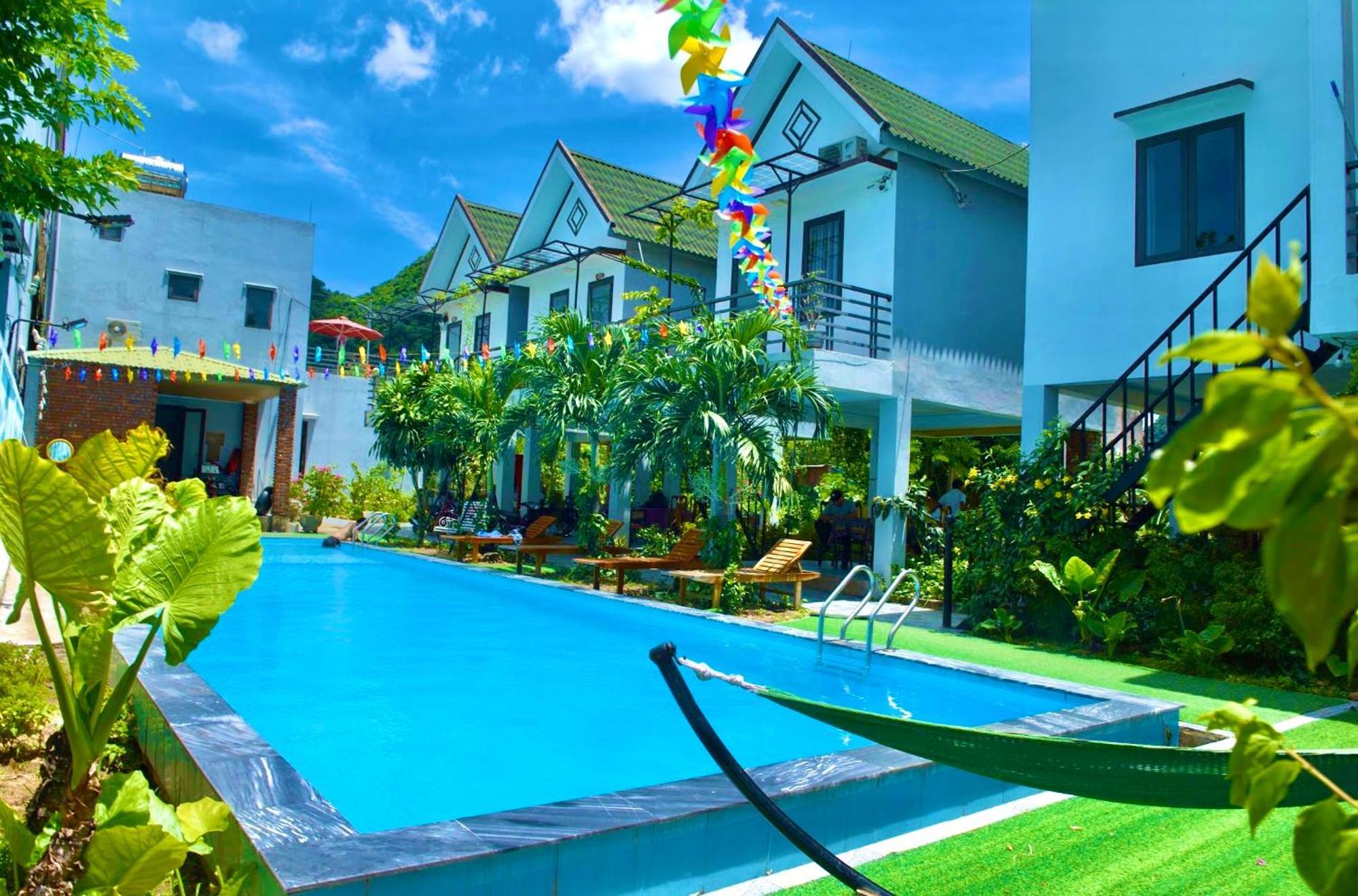Yolo Pool Bar Villas & Garden Restaurant Phong Nha Exterior photo